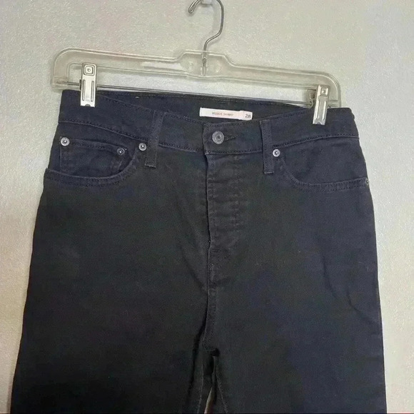 Levi’s Wedgie Fit Skinny Ripped Jeans Black Sz 28 - Picture 8 of 8